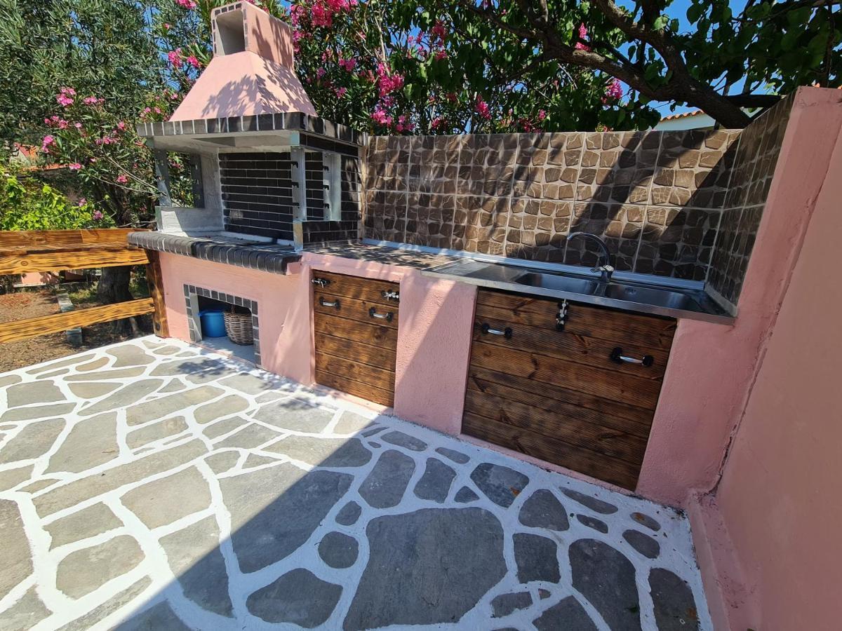 Stella'S Garden Villa Palaiontsiflikion Luaran gambar