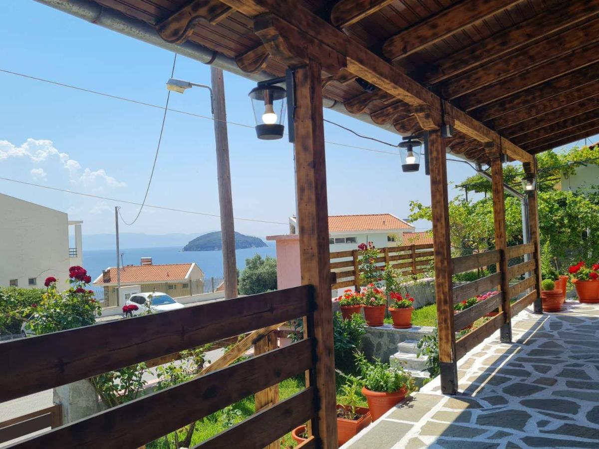 Stella'S Garden Villa Palaiontsiflikion Luaran gambar